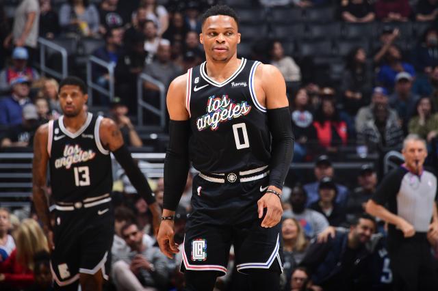 B体育手机客户端-搞砸正名之战！韦少真变神经刀？快艇因他沉浮难料